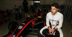Igor Waliłko w czołówce wyścigów ADAC Formel Masters na Slovakia Ringu