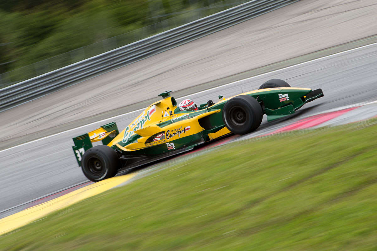 Jakub miechowski mistrzem BOSS GP Series