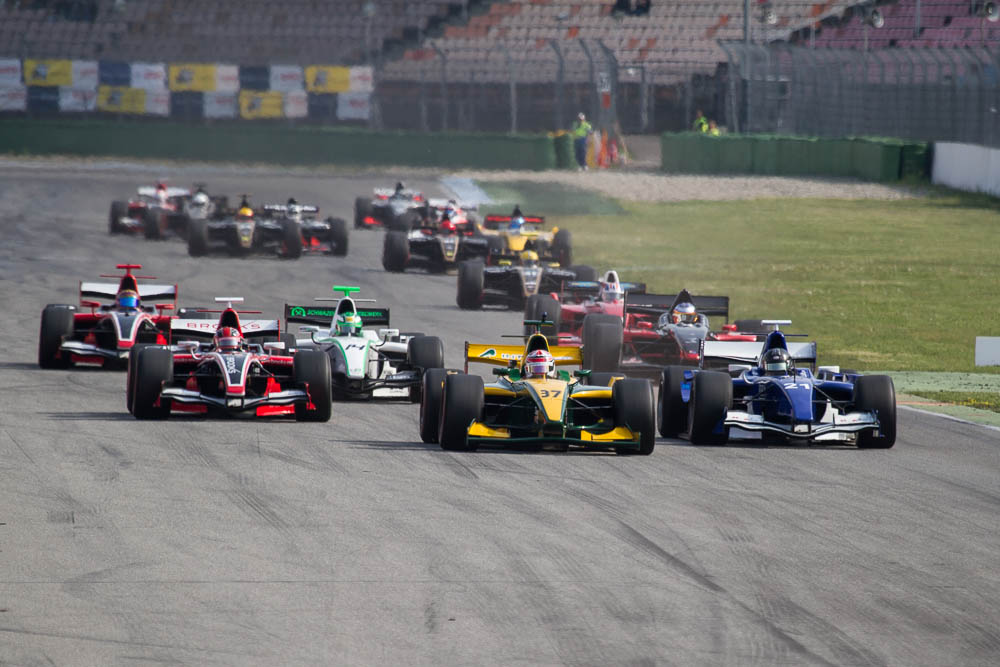 Jakub miechowski mistrzem BOSS GP Series