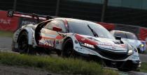 Button na stae w Super GT