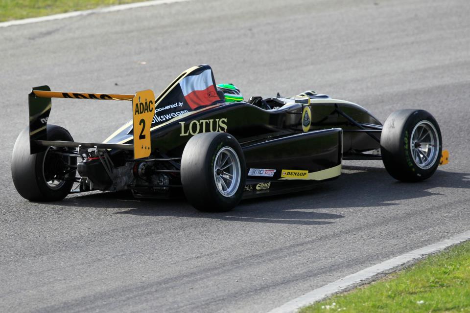 Kuba Dalewski wchodzi na sezon 2013 do Formuy Renault 2.0 NEC