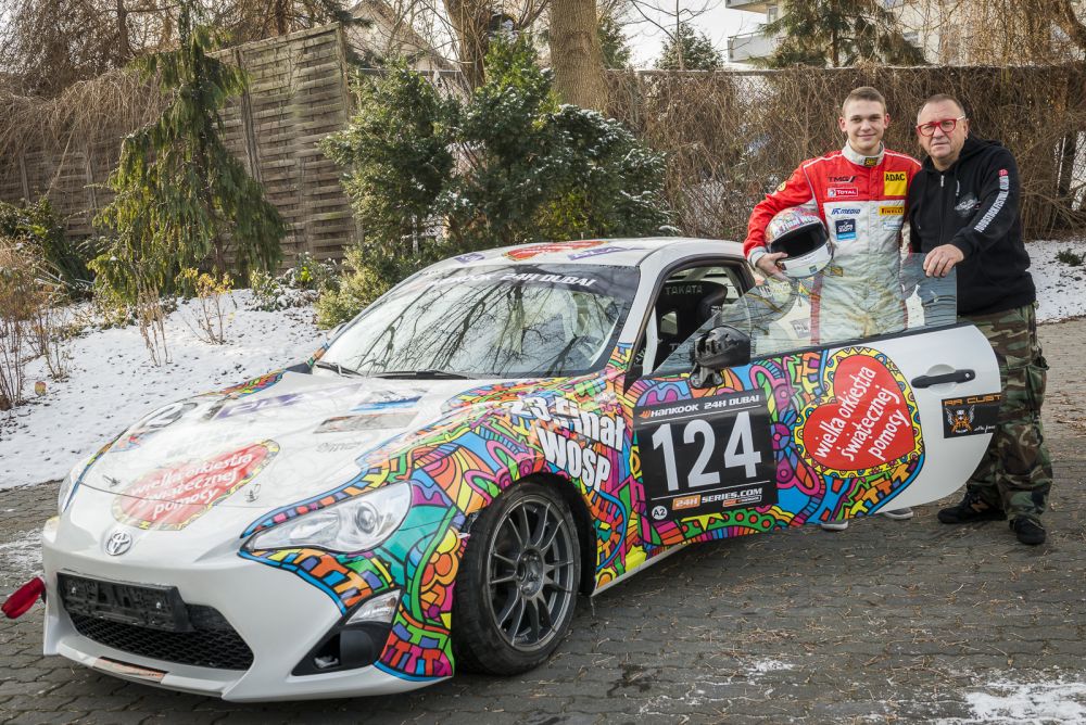 Dreszer wystartuje w 24-godzinnym wycigu w Dubaju jako kierowca WOP