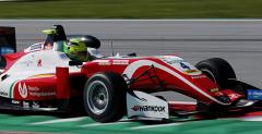 Mick Schumacher zestawiony z Verstappenem i Leclerkiem. 'Nie jest tak szalony jak Max'