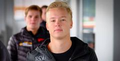 Nikita Mazepin nowym kierowc rozwojowym Force India