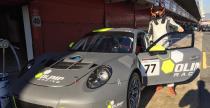 Kubica dosiad Porsche na testach