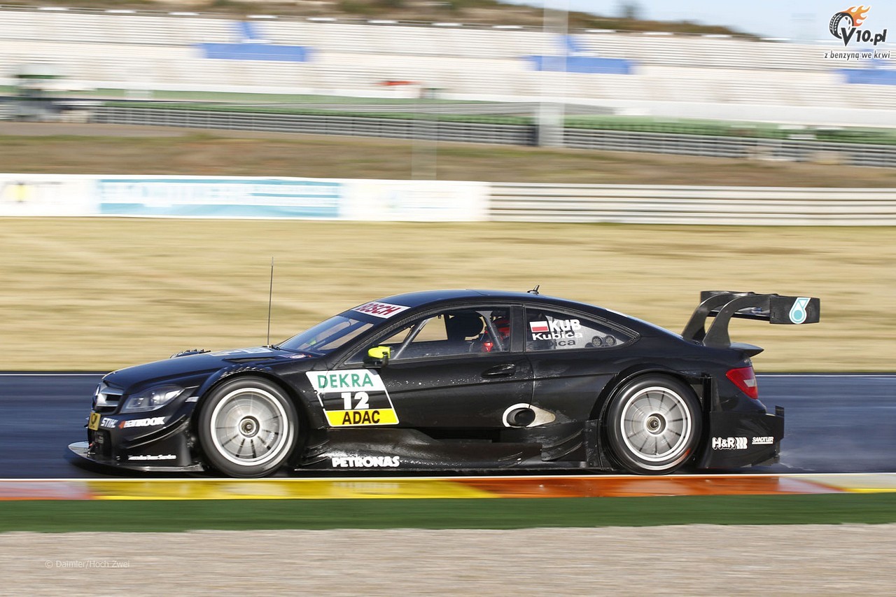 Kubica na testach DTM w Walencji