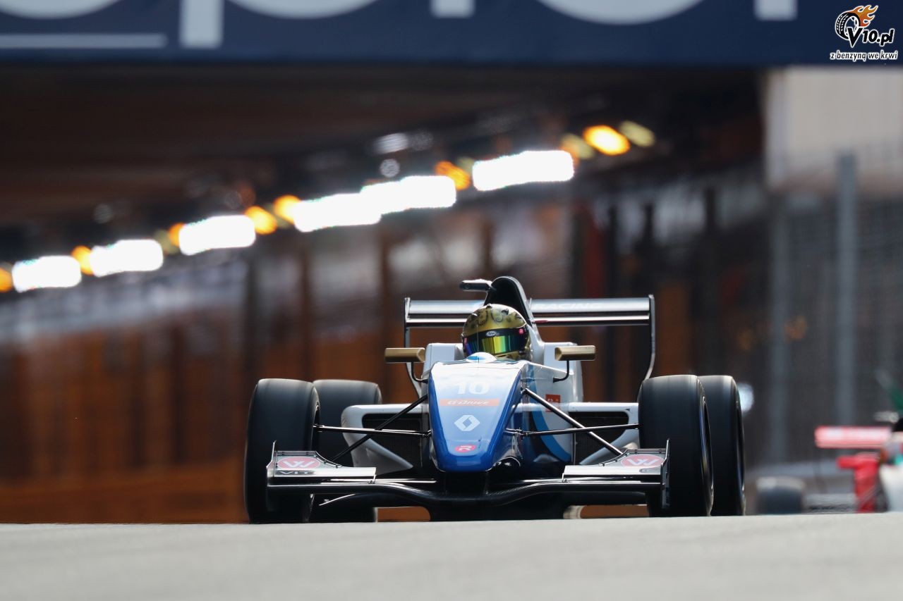 Ferrari bierze pod skrzyda smego juniora