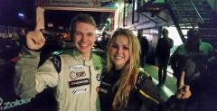 Dreszer zdobył mistrzostwo BMW M235i Racing Cup Belgium z piękną blondynką