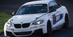 Dreszer w belgijskim pucharze BMW M235i z blond zmienniczk