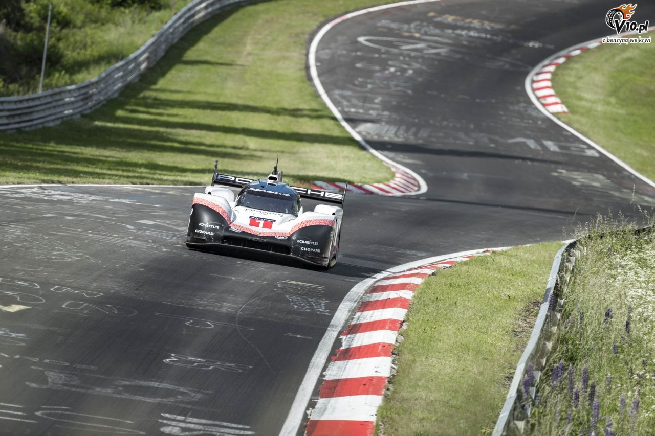 Podrasowane Porsche LMP1 pobio absolutny rekord toru Nurburgring Nordschleife