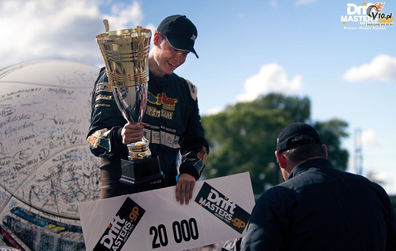 Drift Masters Grand Prix - najlepsi drifterzy stan do boju na toruskiej Motoarenie