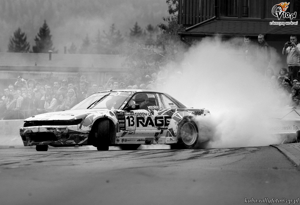 Driftingowe Mistrzostwa Polski - Karpacz 2012 w obiektywie Kuby Kaczyskiego