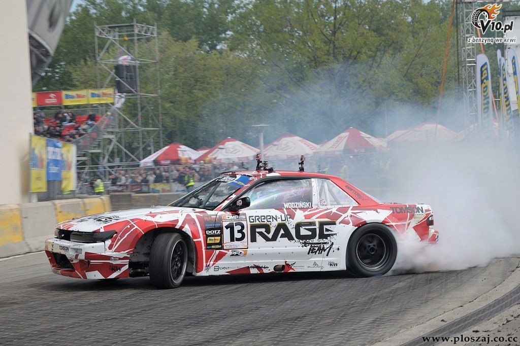 Driftingowe Mistrzostwa Polski - Pock 2012 w obiektywie Tomasza Poszaja