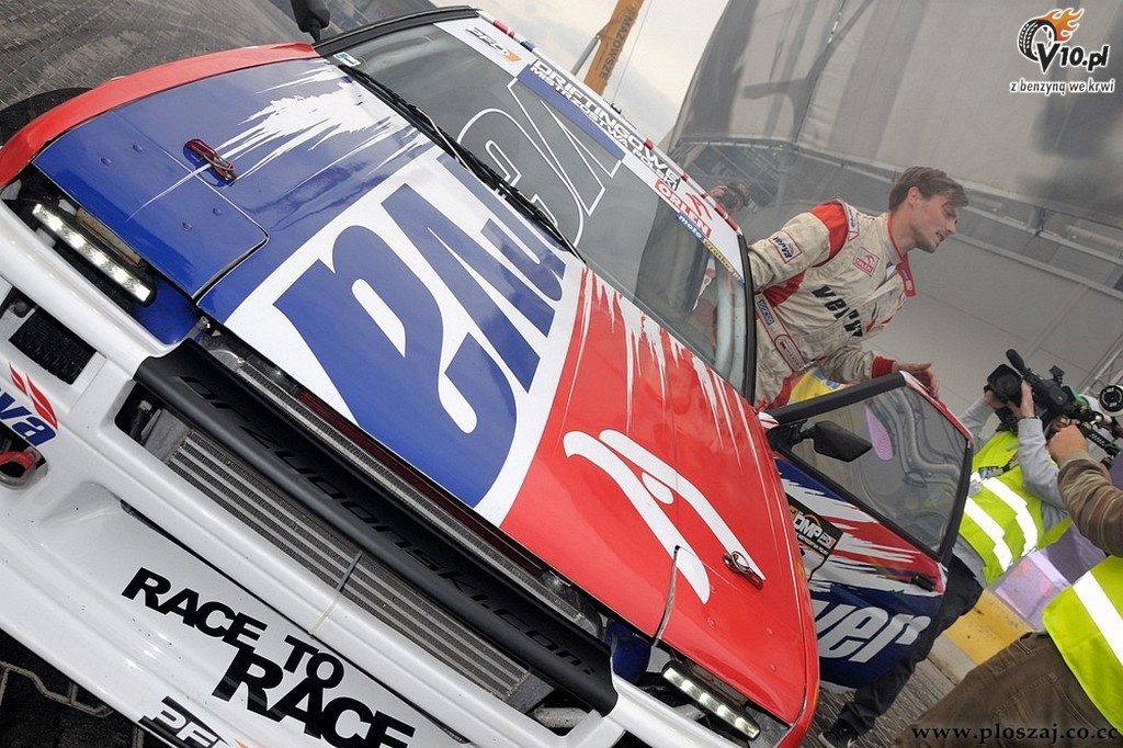 Driftingowe Mistrzostwa Polski - Pock 2012 w obiektywie Tomasza Poszaja