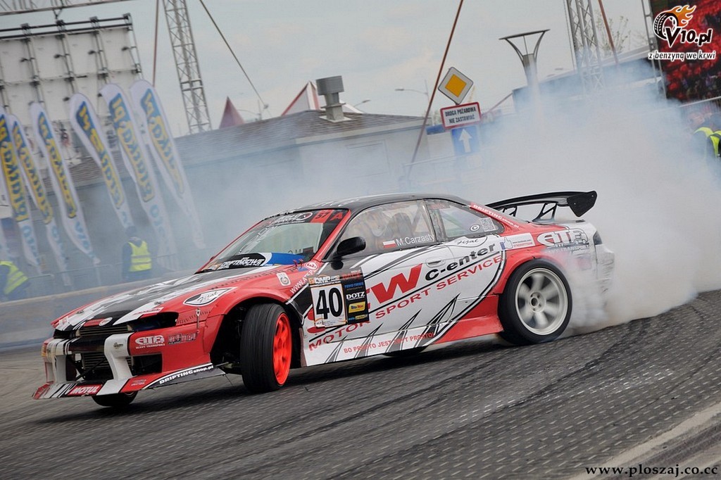 Driftingowe Mistrzostwa Polski - Pock 2012 w obiektywie Tomasza Poszaja