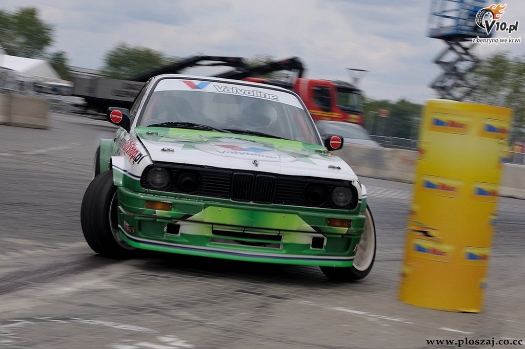 Driftingowe Mistrzostwa Polski w sezonie 2013 odwiedz trzy nowe miejsca