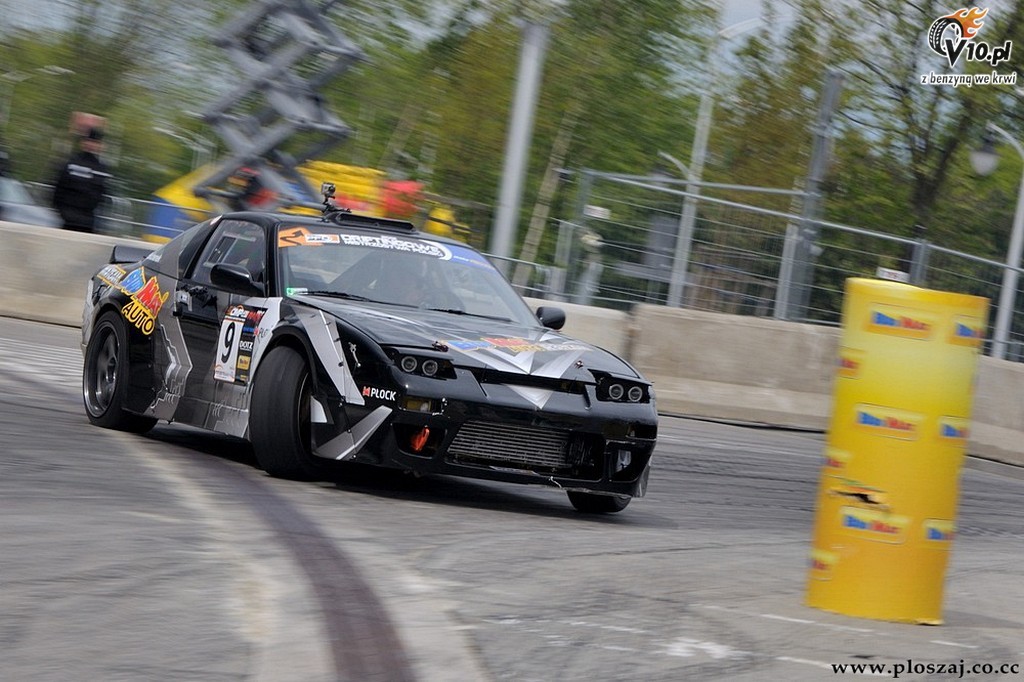 Driftingowe Mistrzostwa Polski - Pock 2012 w obiektywie Tomasza Poszaja