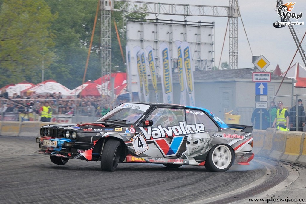 Driftingowe Mistrzostwa Polski - Pock 2012 w obiektywie Tomasza Poszaja