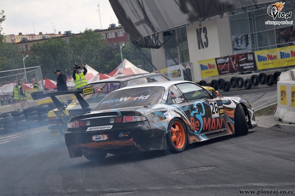 Driftingowe Mistrzostwa Polski - Pock 2012 w obiektywie Tomasza Poszaja