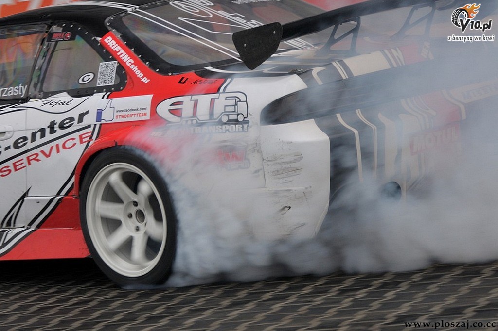 Driftingowe Mistrzostwa Polski - Pock 2012 w obiektywie Tomasza Poszaja