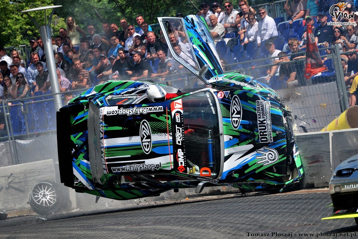 Driftingowe Mistrzostwa Polski - Pock 2013 w obiektywie Tomasza Poszaja