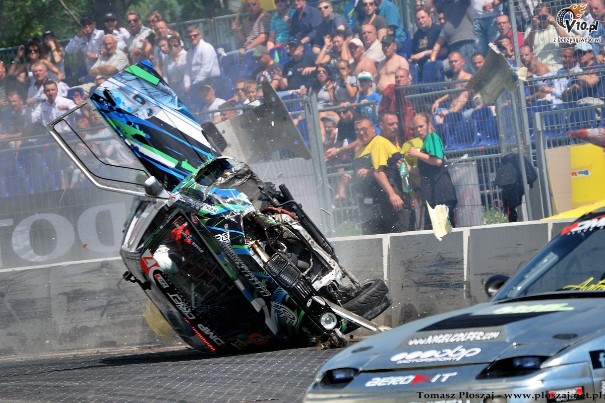Driftingowe Mistrzostwa Polski - Pock 2013 w obiektywie Tomasza Poszaja