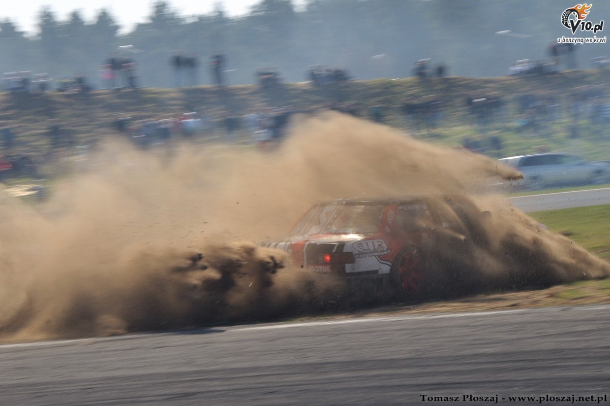 Driftingowe Mistrzostwa Polski - Pozna 2013 w obiektywie Tomasza Poszaja