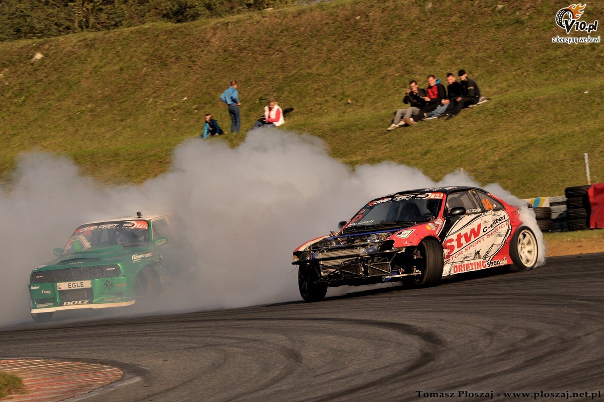 Drifting: Fina� Mistrzostw Polski 2013 na Torze Pozna� w obiektywie Tomasza P�oszaja