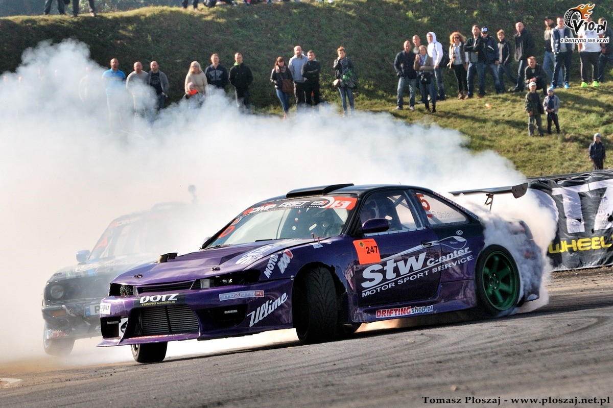 Drifting: Fina Mistrzostw Polski 2013 na Torze Pozna w obiektywie Tomasza Poszaja