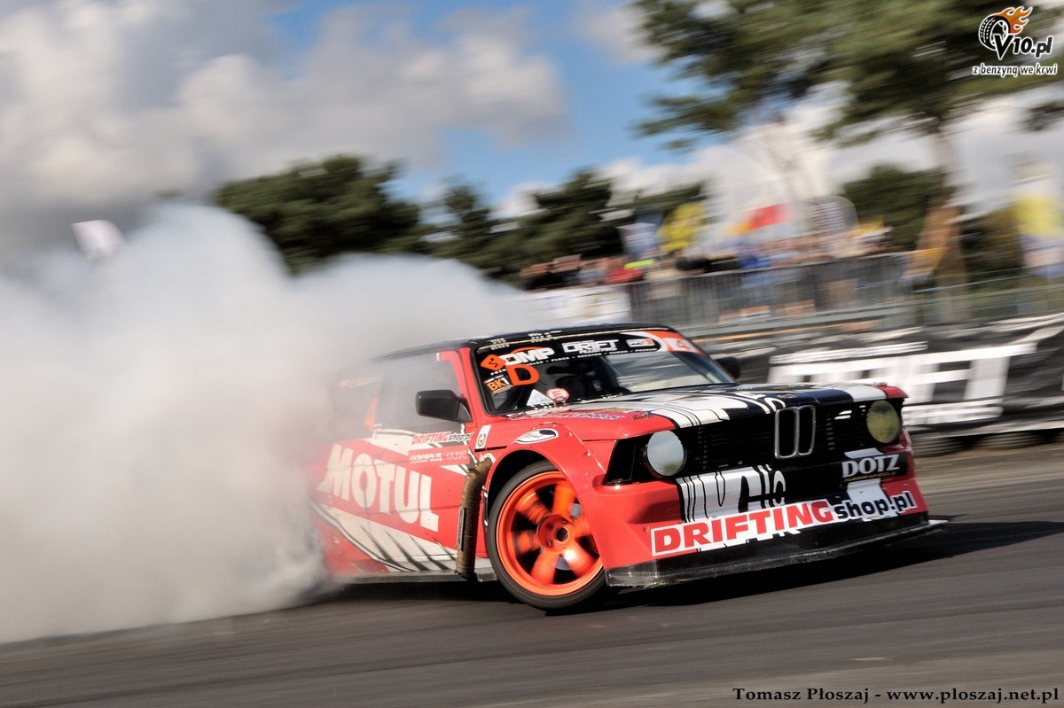 Drifting: Fina� Mistrzostw Polski 2013 na Torze Pozna� w obiektywie Tomasza P�oszaja