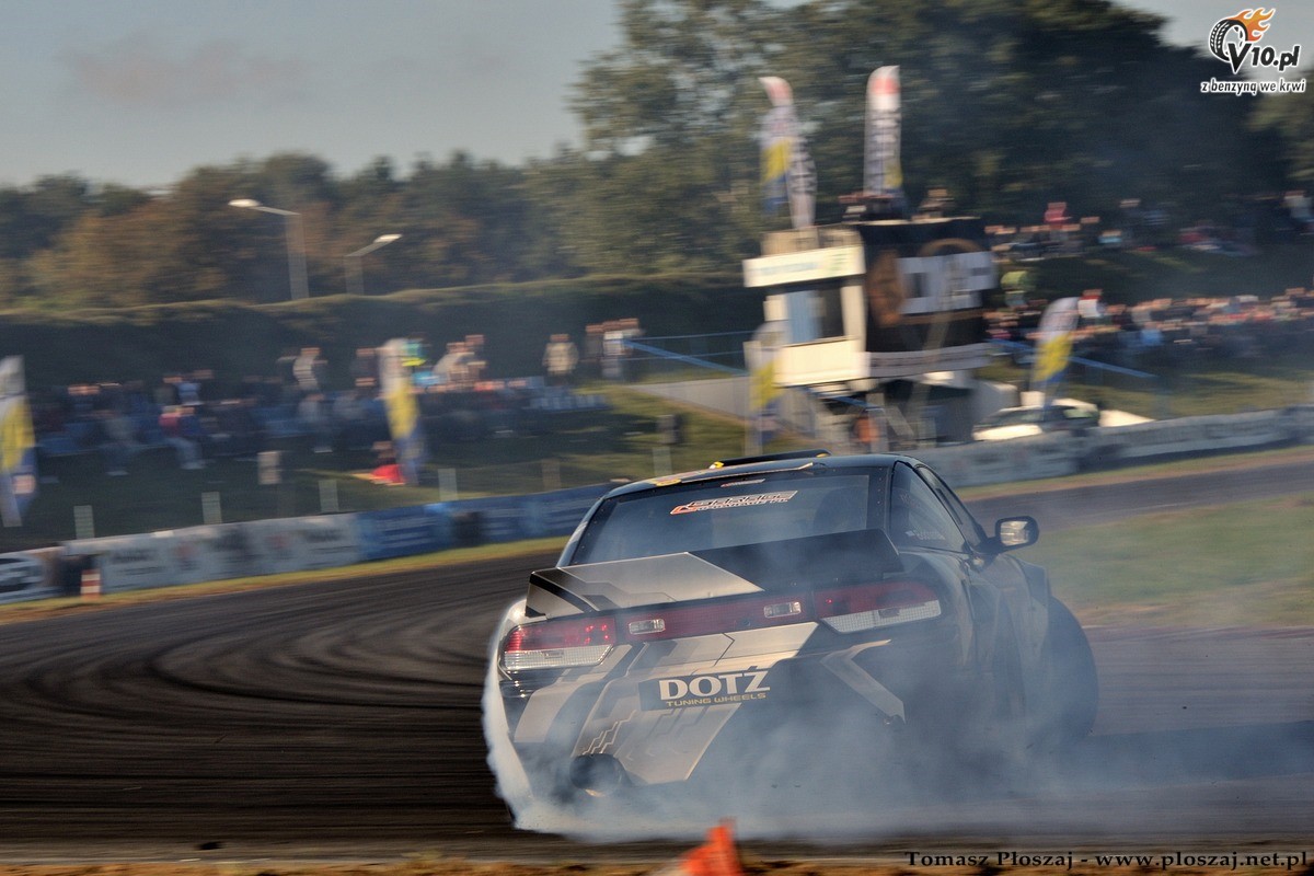 Drifting: Fina� Mistrzostw Polski 2013 na Torze Pozna� w obiektywie Tomasza P�oszaja