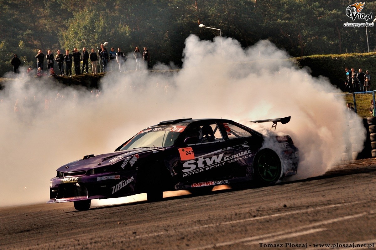 Drifting: Fina� Mistrzostw Polski 2013 na Torze Pozna� w obiektywie Tomasza P�oszaja