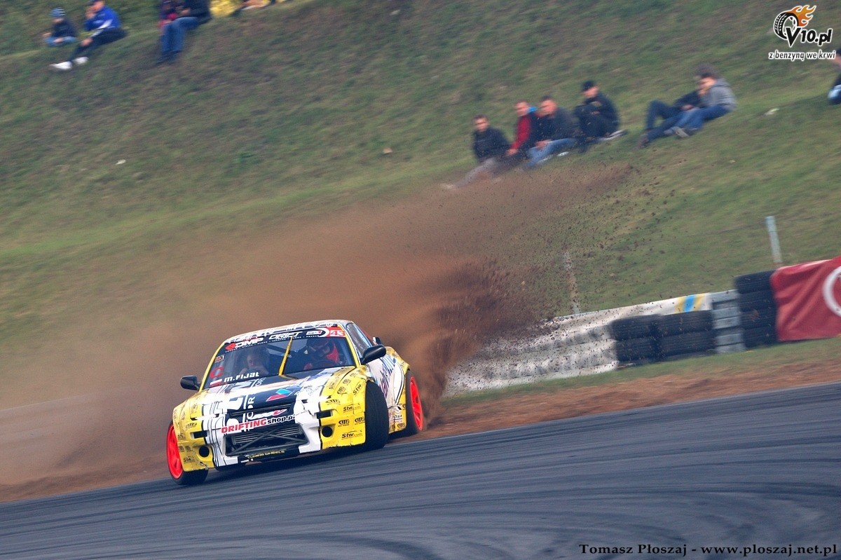 Drifting: Fina Mistrzostw Polski 2013 na Torze Pozna w obiektywie Tomasza Poszaja
