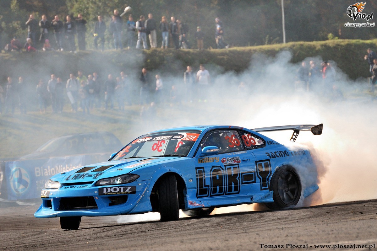 Drifting: Fina Mistrzostw Polski 2013 na Torze Pozna w obiektywie Tomasza Poszaja