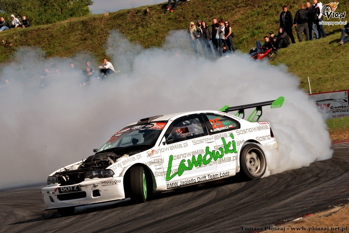 Drifting: Fina Mistrzostw Polski 2013 na Torze Pozna w obiektywie Tomasza Poszaja