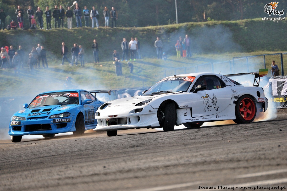 Drifting: Fina Mistrzostw Polski 2013 na Torze Pozna w obiektywie Tomasza Poszaja