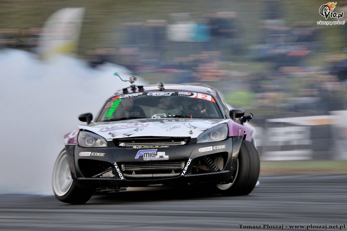 Drifting: Fina Mistrzostw Polski 2013 na Torze Pozna w obiektywie Tomasza Poszaja