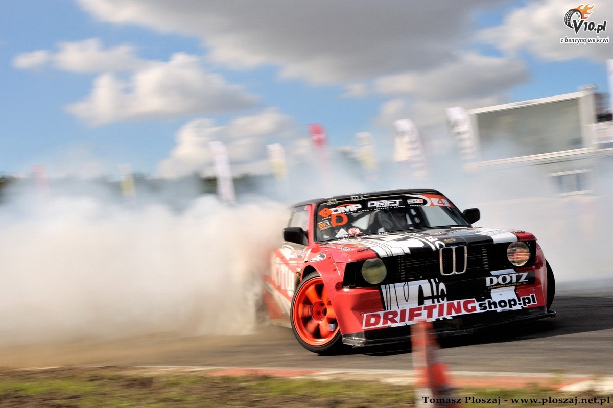 Drifting: Fina Mistrzostw Polski 2013 na Torze Pozna w obiektywie Tomasza Poszaja