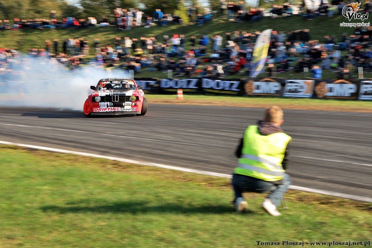 Drifting: Fina� Mistrzostw Polski 2013 na Torze Pozna� w obiektywie Tomasza P�oszaja