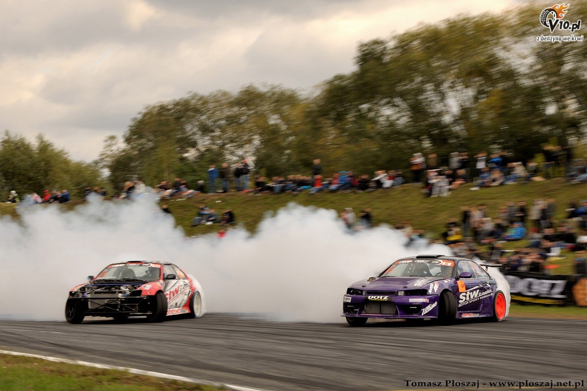 Drifting: Fina� Mistrzostw Polski 2013 na Torze Pozna� w obiektywie Tomasza P�oszaja