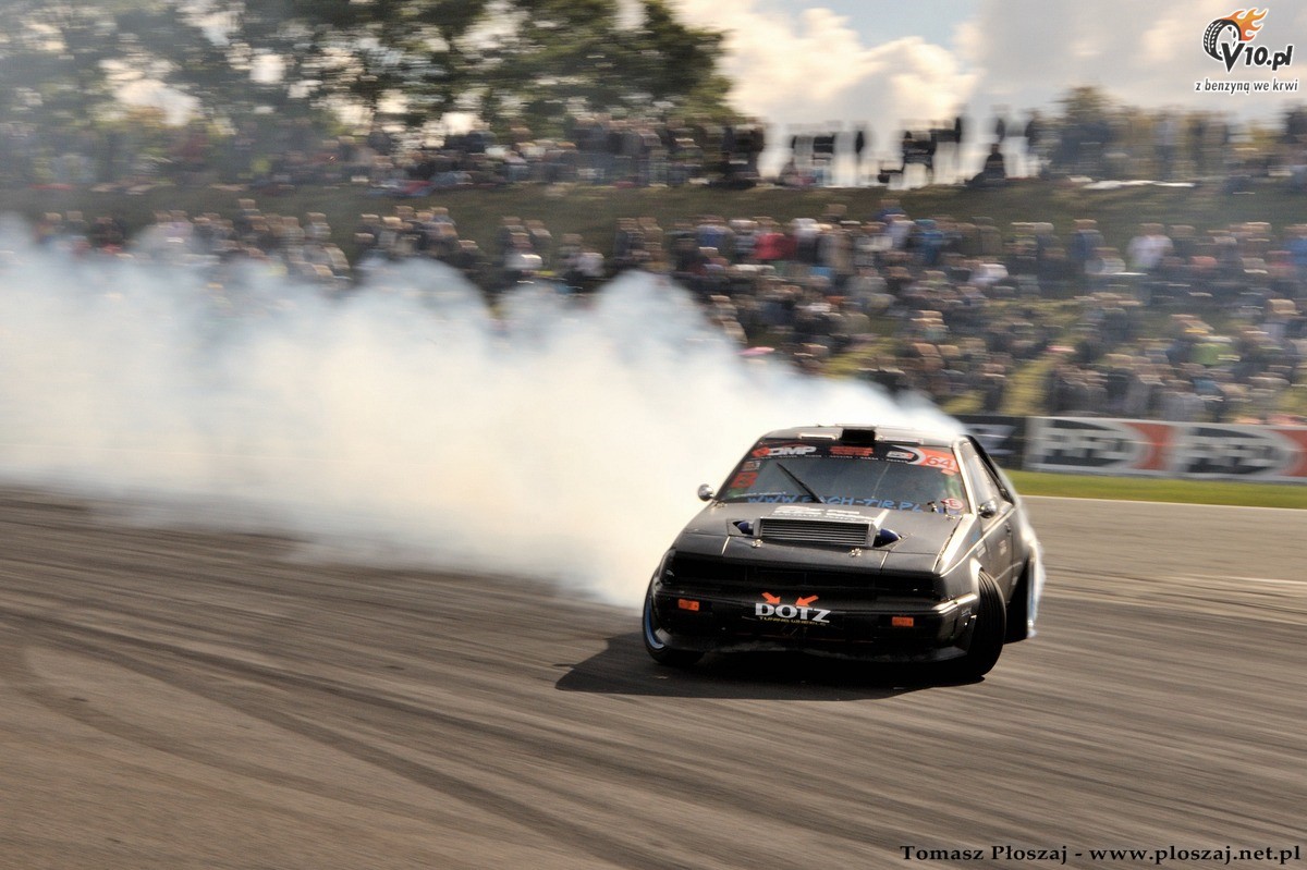 Drifting: Fina� Mistrzostw Polski 2013 na Torze Pozna� w obiektywie Tomasza P�oszaja