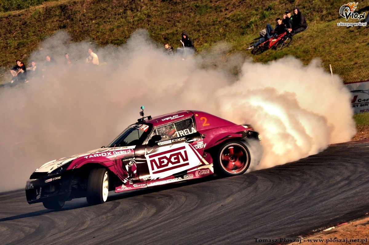Drifting: Fina� Mistrzostw Polski 2013 na Torze Pozna� w obiektywie Tomasza P�oszaja