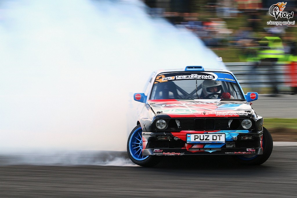 Driftingowa Motoorkiestra zagra pod Halą Mistrzów