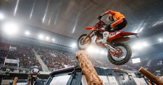 Trzy wypadki Błażusiaka w MŚ SuperEnduro