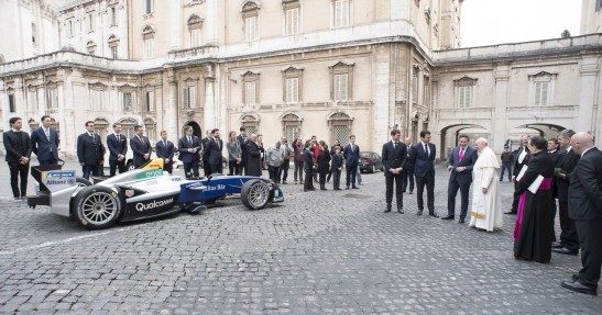 Formuła E gościła u papieża
