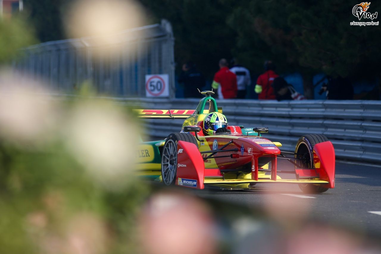 Di Grassi najlepszym kierowcą drugiego sezonu Formuły E wg szefów zespołów