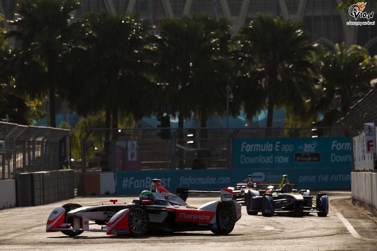 Mistrz Formuły Renault 3.5 zadebiutuje w Formule E zastępując kontuzjowanego Heidfelda