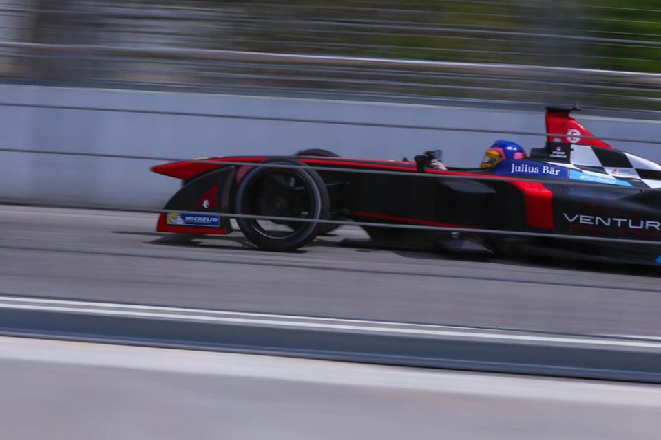 Villeneuve straci miejsce w Formule E