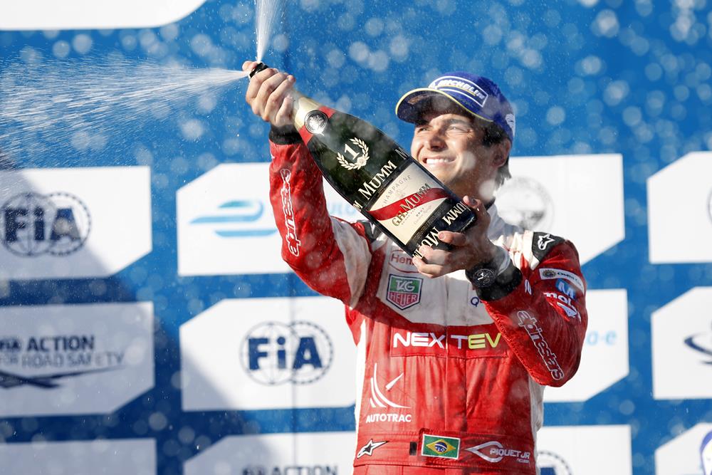 Formua E: Wycig w Long Beach popisem Piqueta
