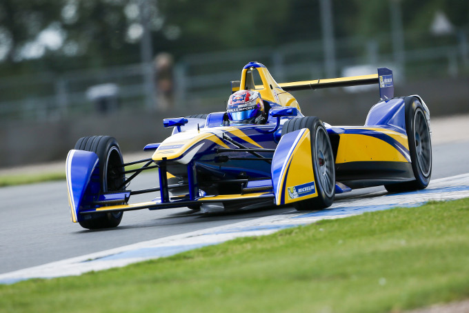 Formua E: Buemi najszybszy pierwszego dnia testw przed nowym sezonem